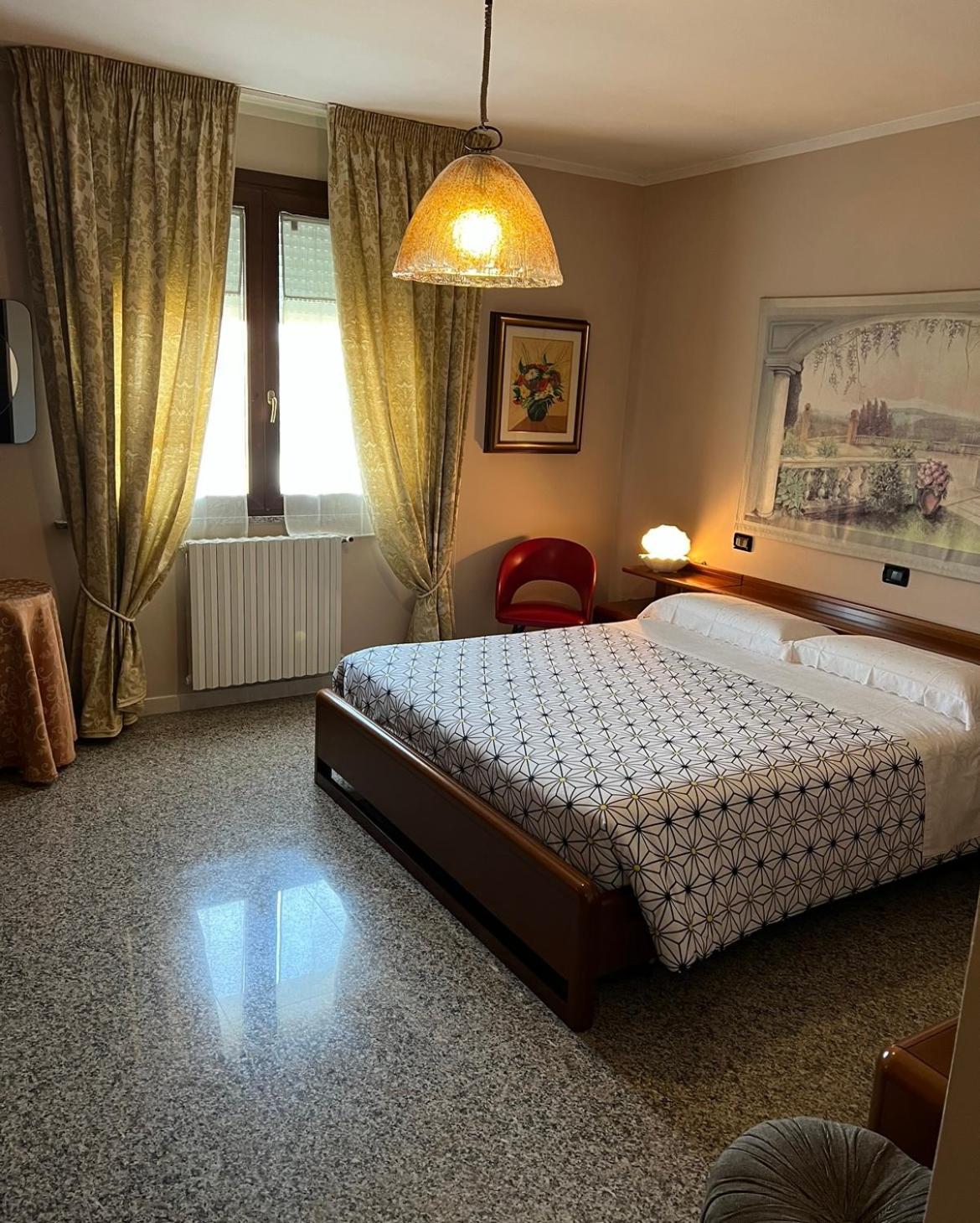 B&B Amy&Julie Badia Polesine Экстерьер фото